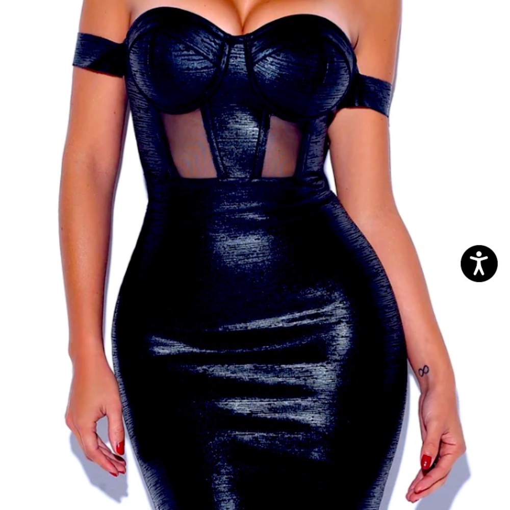 Miss Circle Irreplaceable Off Shoulder Black Metallic Bandage Dress (Large)